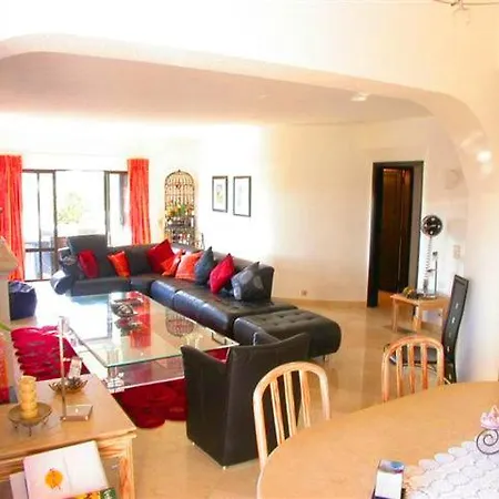 Sleeps 8 Pool Air Con T480205 *